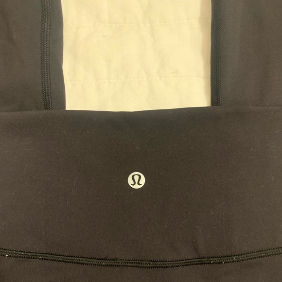 Black lululemon leggings size:2 - Picture 3 of 6